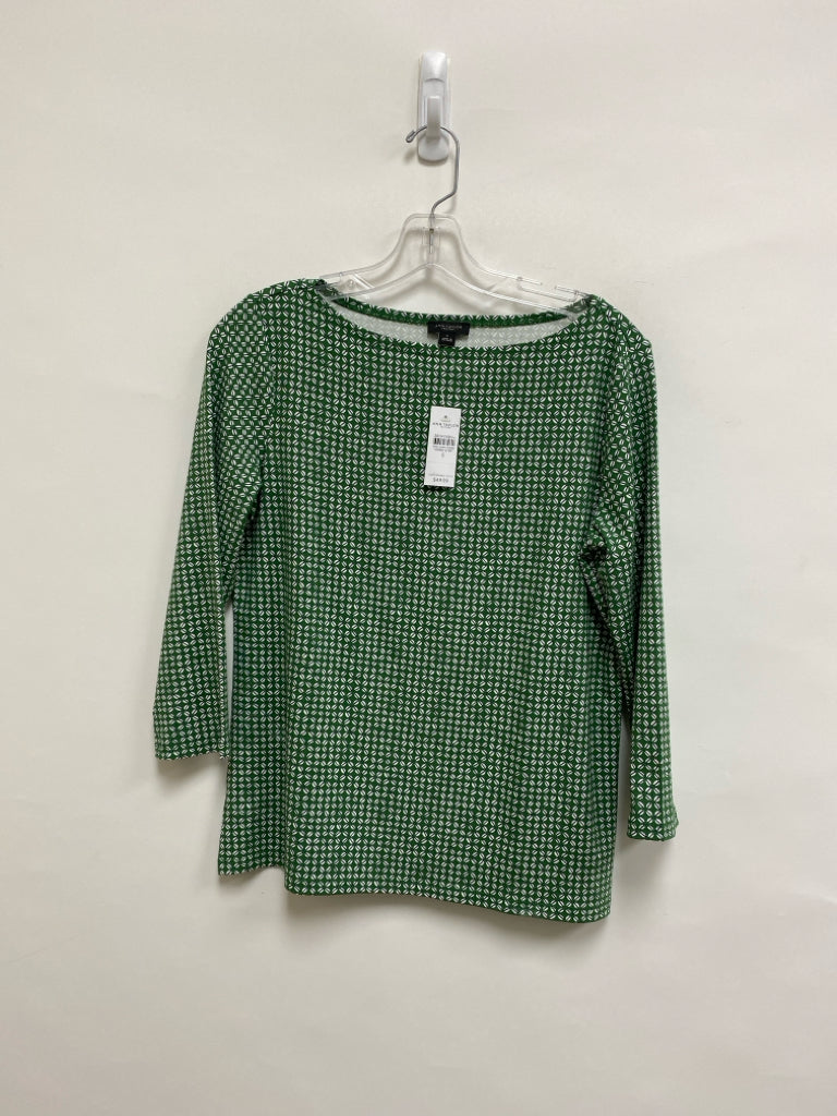 NWT Ann Taylor Size S Green White/Navy Print Ladies Top