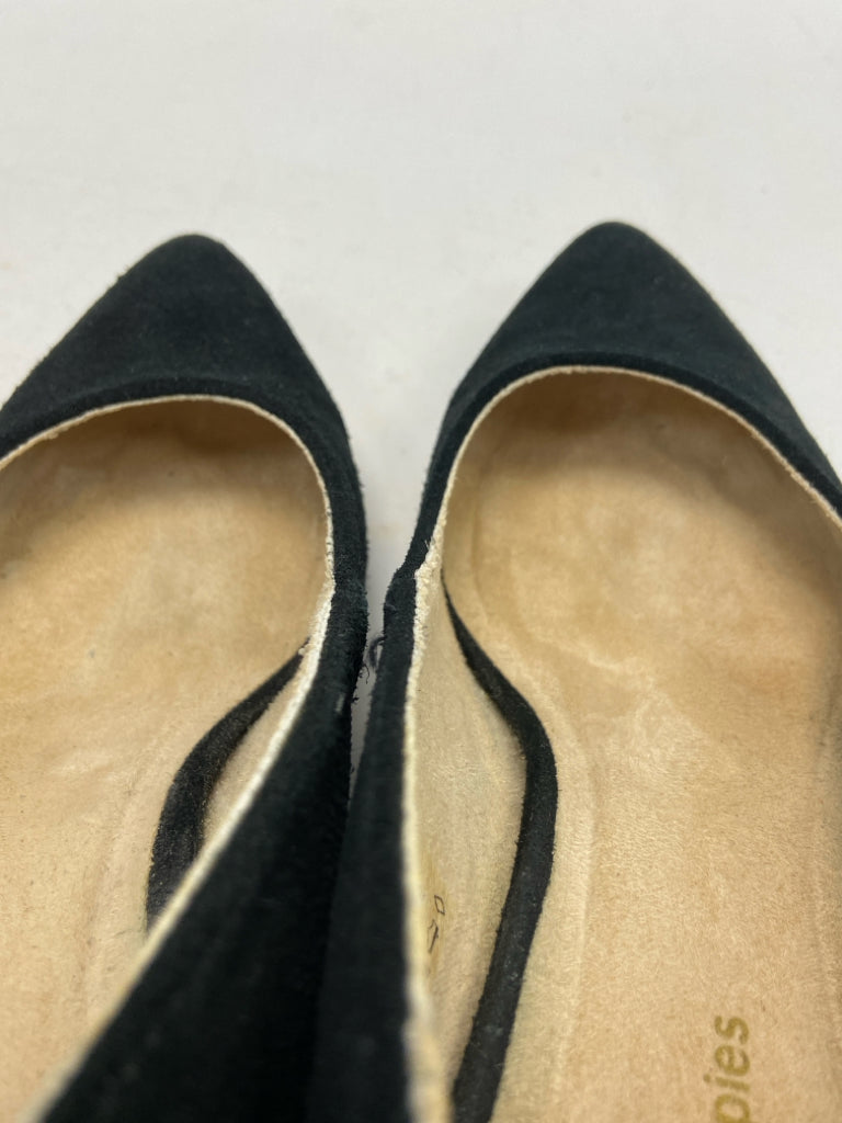 Hush Puppies  Size 6 Black Heels