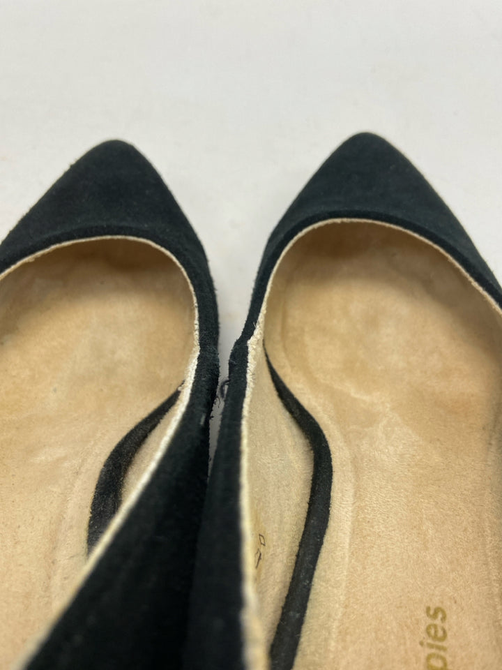 Hush Puppies  Size 6 Black Heels