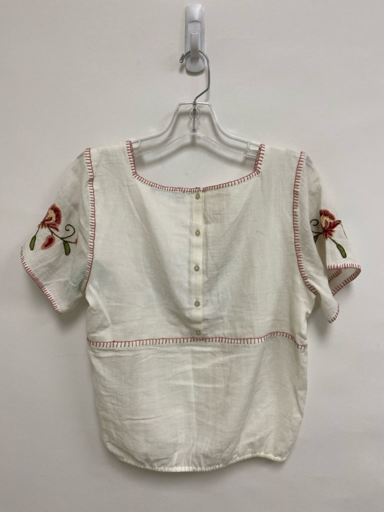 Abercrombie &amp; Fitch Size M Cream Pink/Green Embroidered Ladies Top