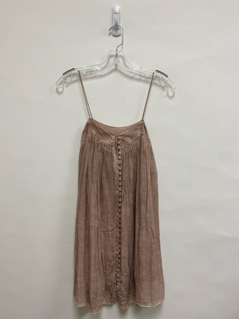 young, fabulous &amp; broke Size XS Faded Mauve Buttons Sleeveless Ladies Dress