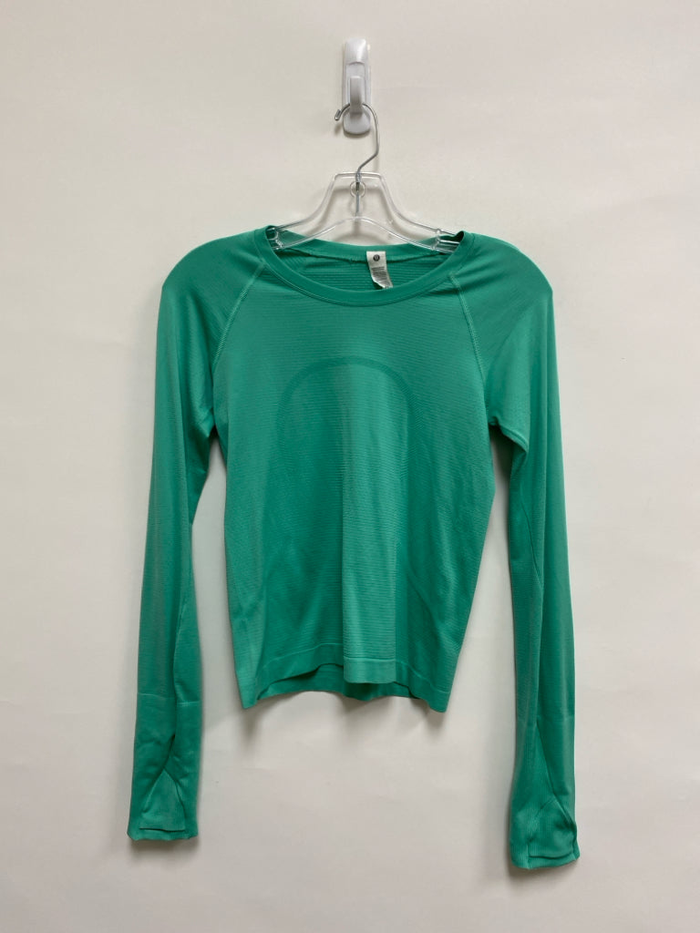 Lululemon Size 4 Aqua Long Sleeve Athletic Top