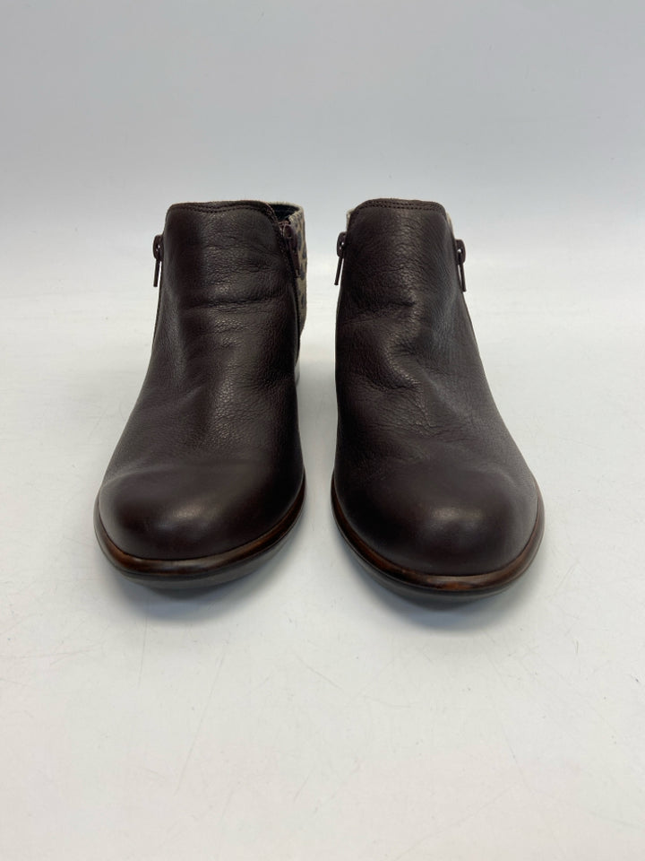 NWOT Naot  Size 40 Dark Brown Tan/Blk Animal Print Boots