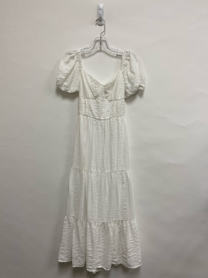Jessica Simpson Size XS White Texture Tiered Ladies Dress