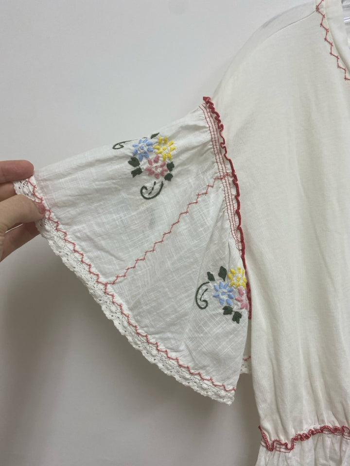 Anthropologie Size M White Red/Multi Floral Embroidered Ladies Top