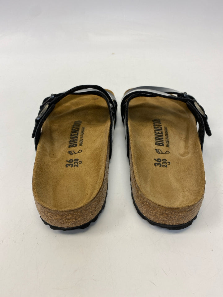 Birkenstock  Size 5 Black Buckle(s) Patent Sandals