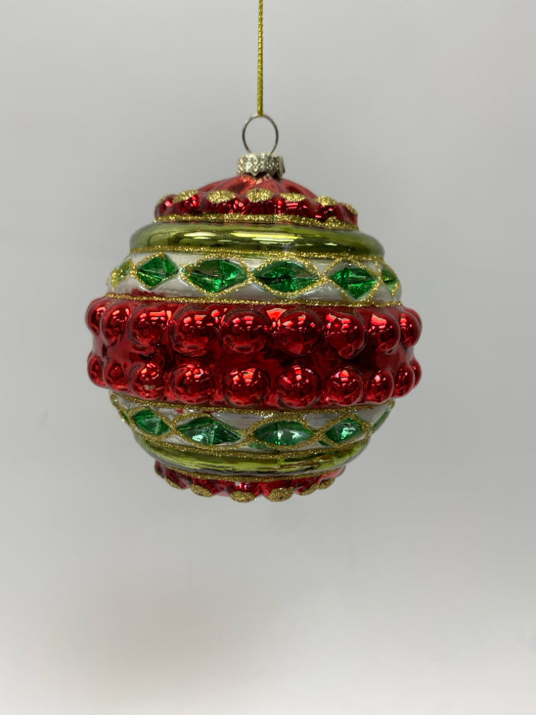 Red Green Diamond Cut Ornaments