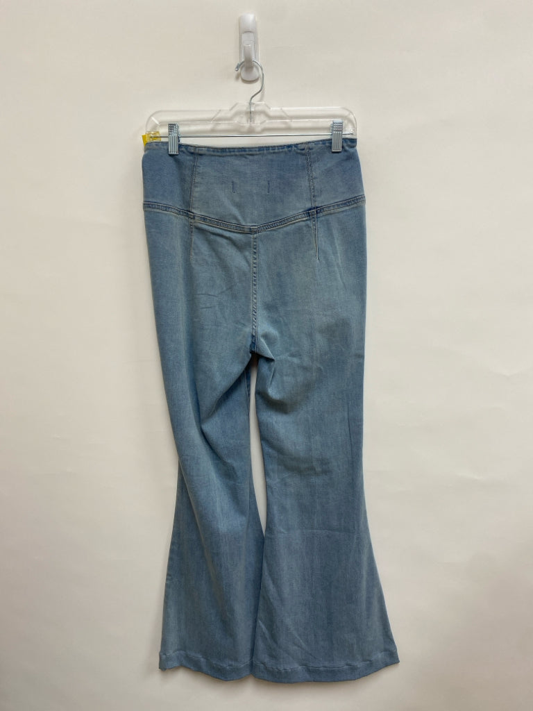 We The Free Size 28 Blue Denim Flared Ladies Jeans