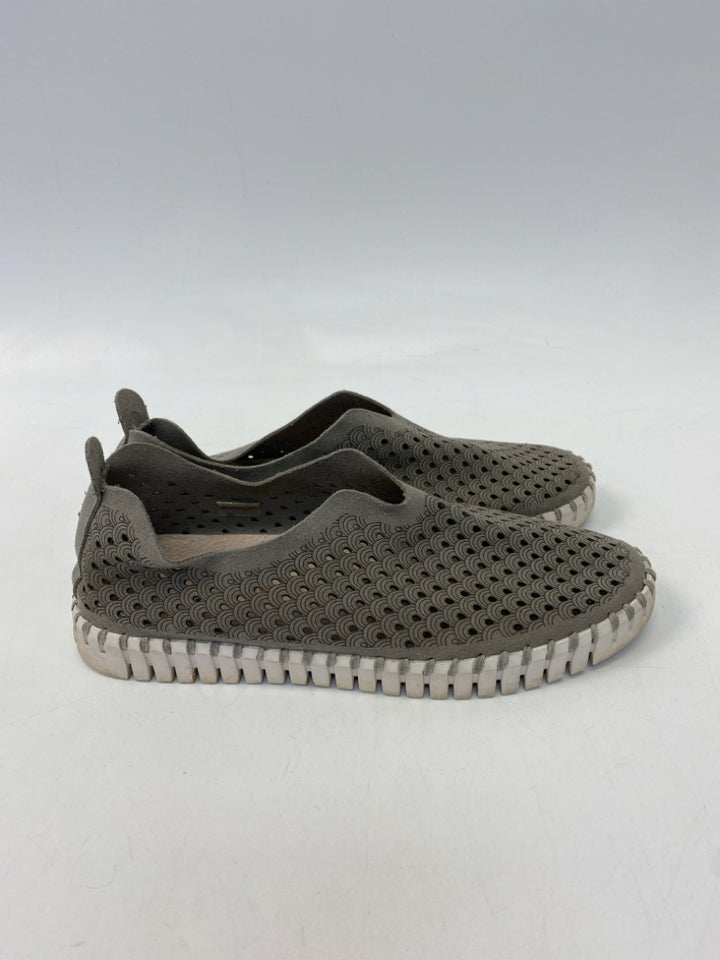 Ilse Jacobsen Hornbaek  Size 38 Taupe Perforated Sneakers