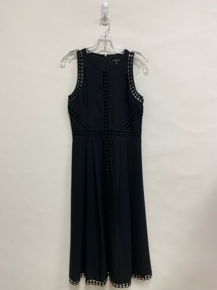 Ann Taylor Size 2 Black Trimmed Sleeveless Ladies Dress