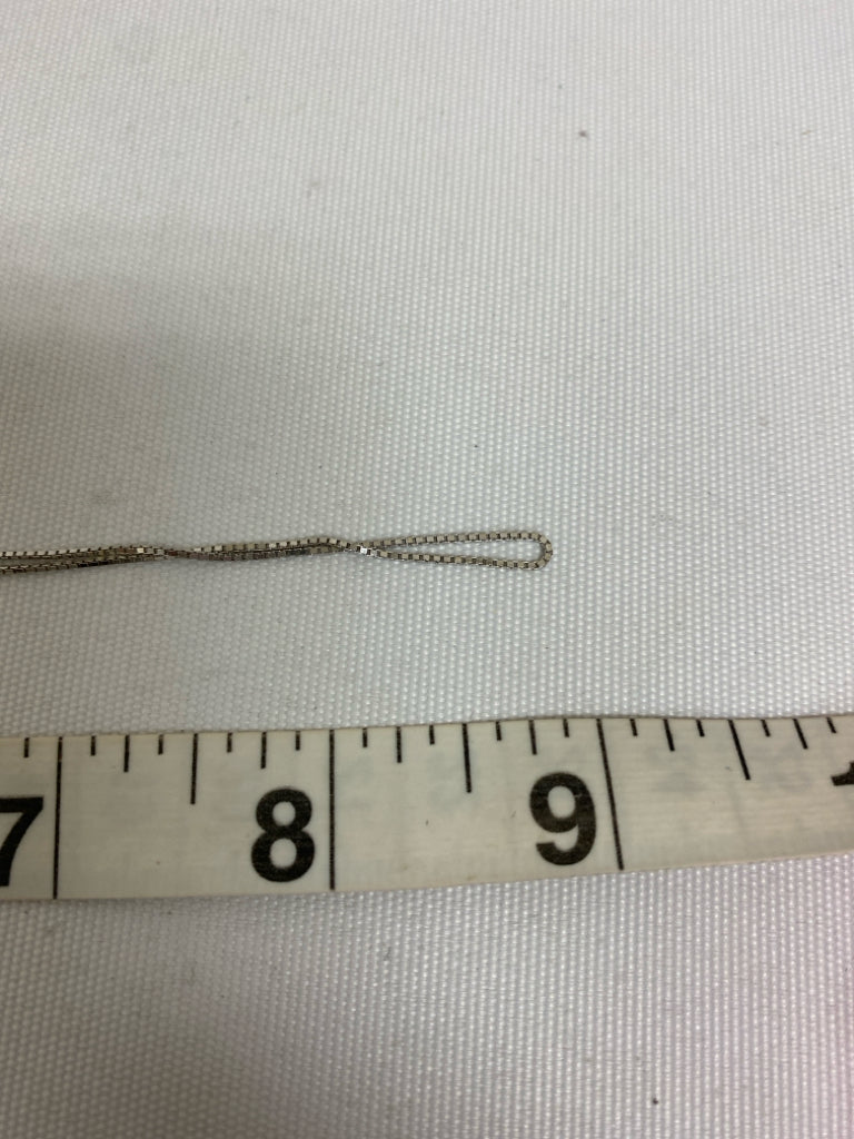 NWT Silver Chain Necklace