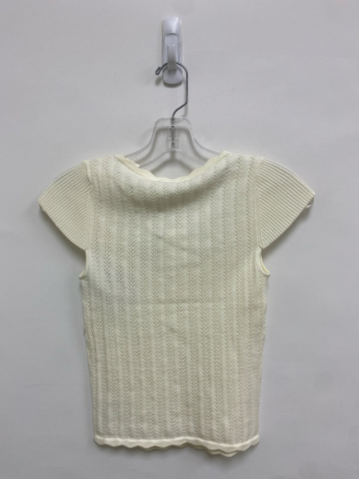 NWT Size S Cream Scalloped Cropped Ladies Sweater