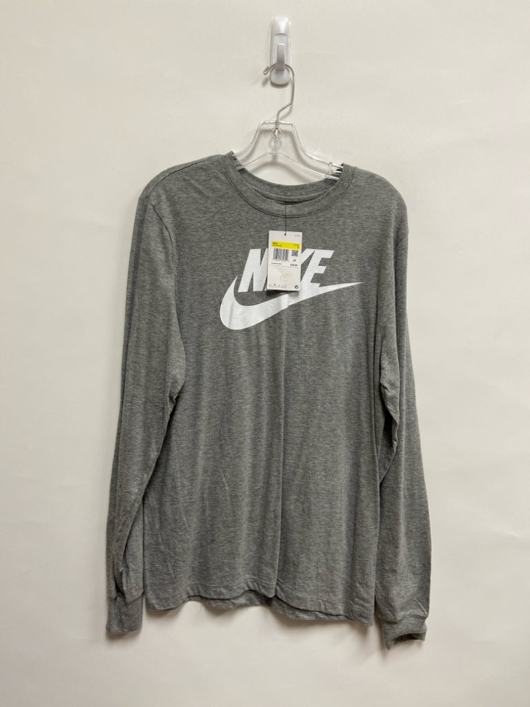 NWT Nike Size S Gray White Signature Men&