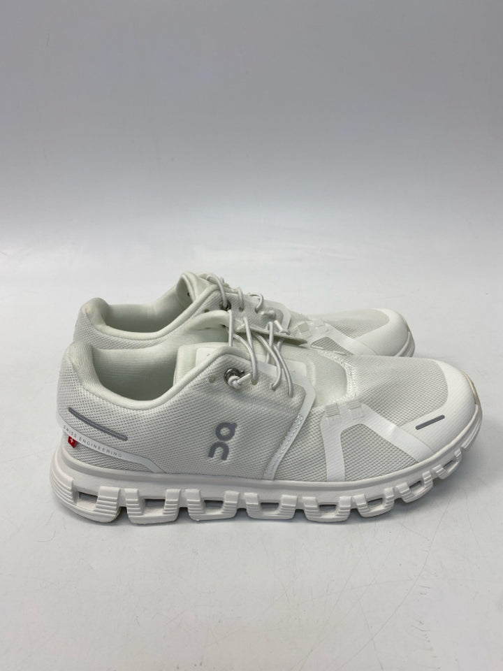 On Cloud  Size 9 White Sneakers