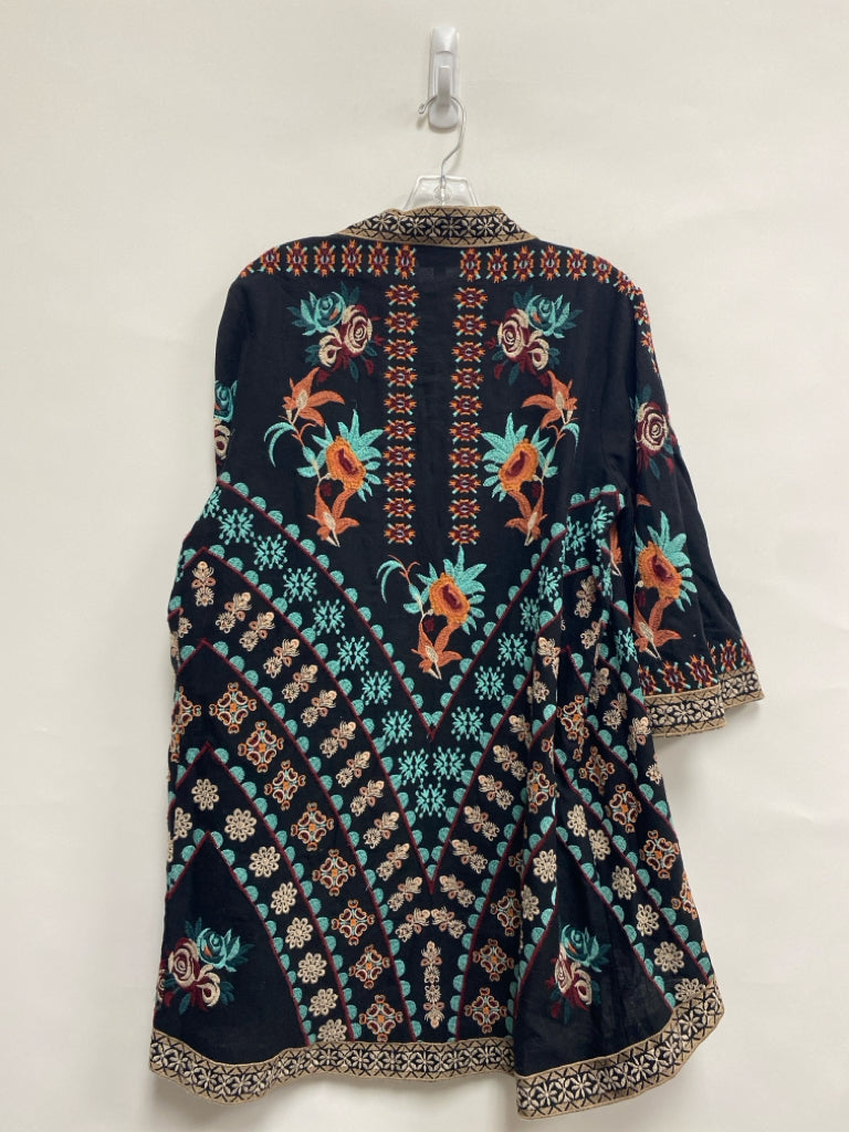 Tolani Size M Black Aqua/Coral Embroidered Ladies Kimono