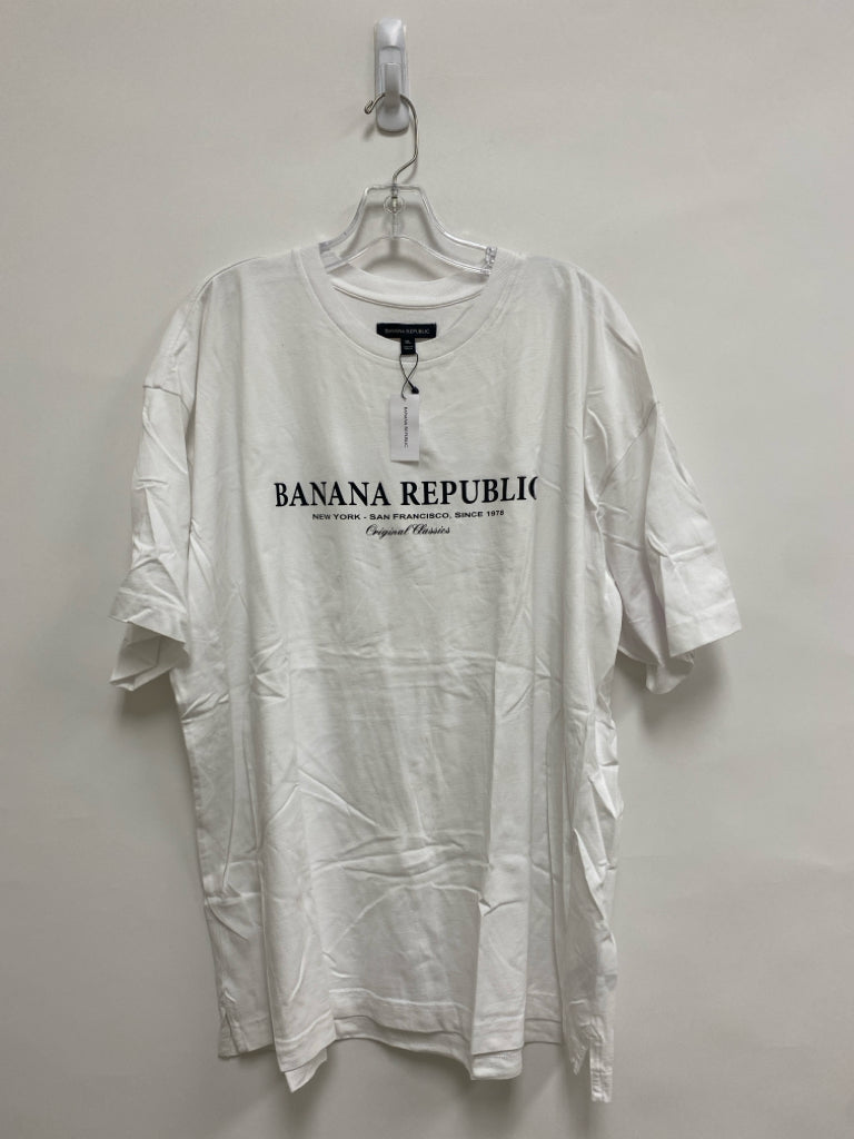 NWT Banana Republic Size XL White Black Logo Men&