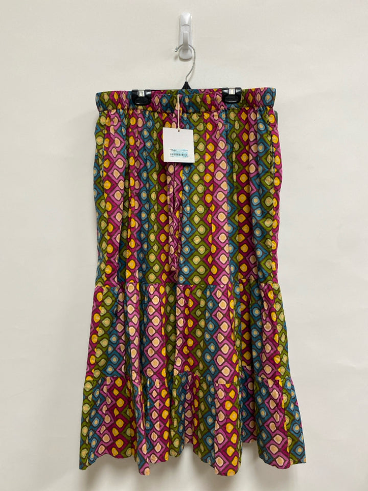 NWT Size L Pink/Green Blue/Brown Print Ladies Skirt