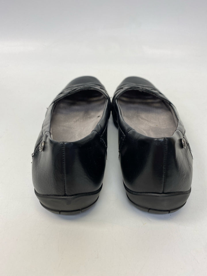 Life Stride  Size 7 Black Flats