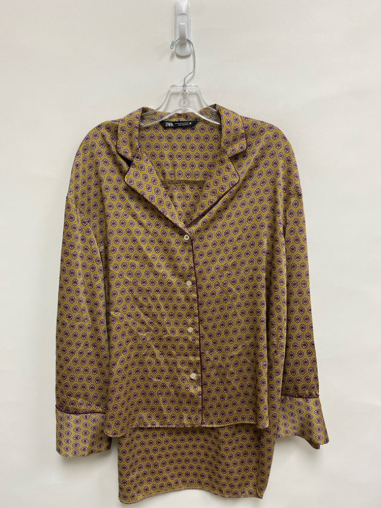 Zara Size XS Gold Burgundy Print Long Sleeve Ladies Top