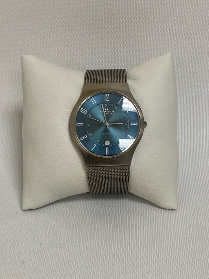 Silver Color Blue Men&