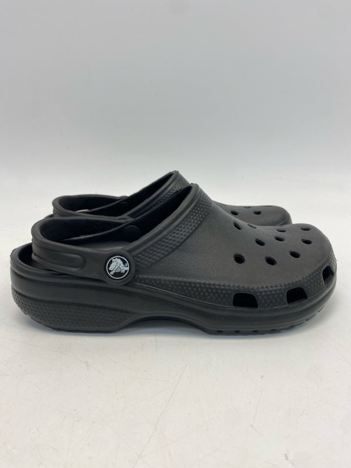 Crocs  Size 8 Black Clogs