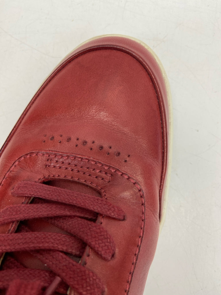 Size 10.5 Red Lace-Up Leather Men&