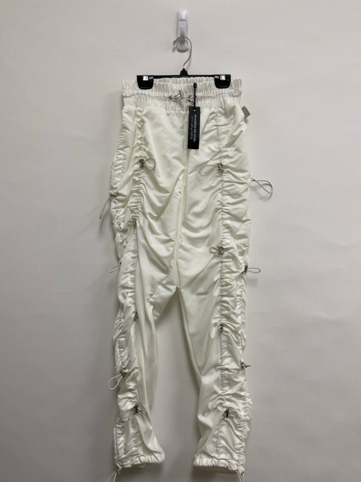 NWT Size 6 White Ruched Ladies Pants