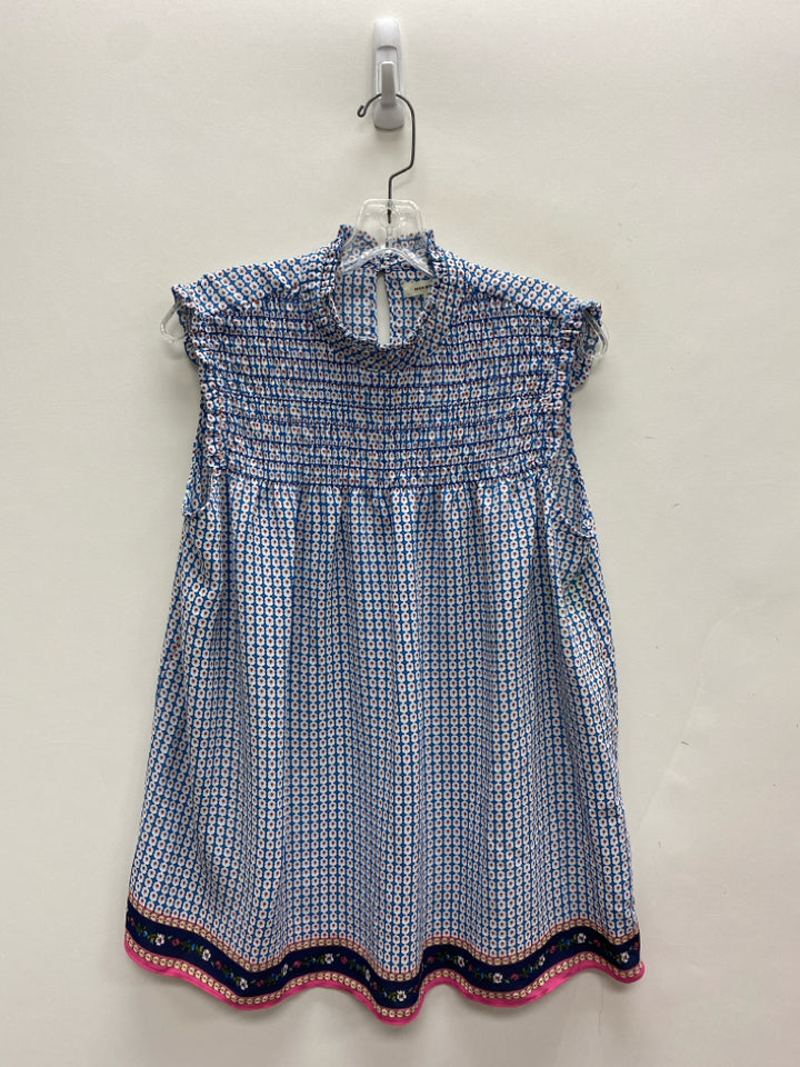 Max Studio Size L Blue White/Red Smocking Sleeveless Ladies Top