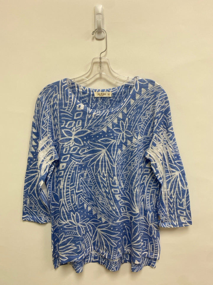 Jess &amp; Jane Size M Powder Blue White Princess 3/4 Sleeve Ladies Top