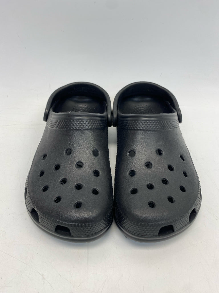 Crocs  Size 8 Black Clogs