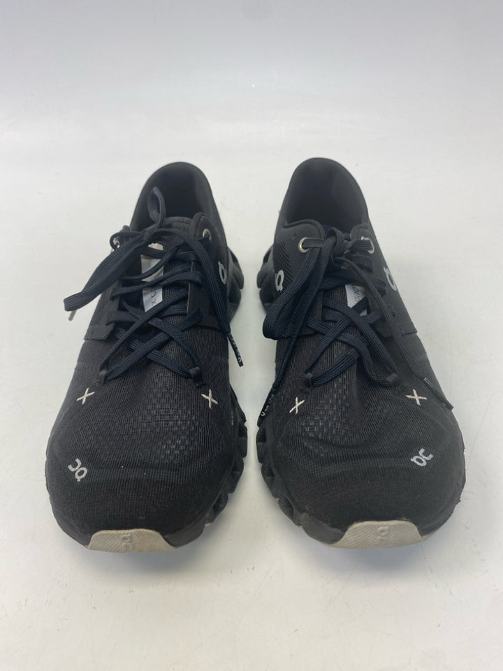 On Cloud US Shoe Size 8 Black Sneakers