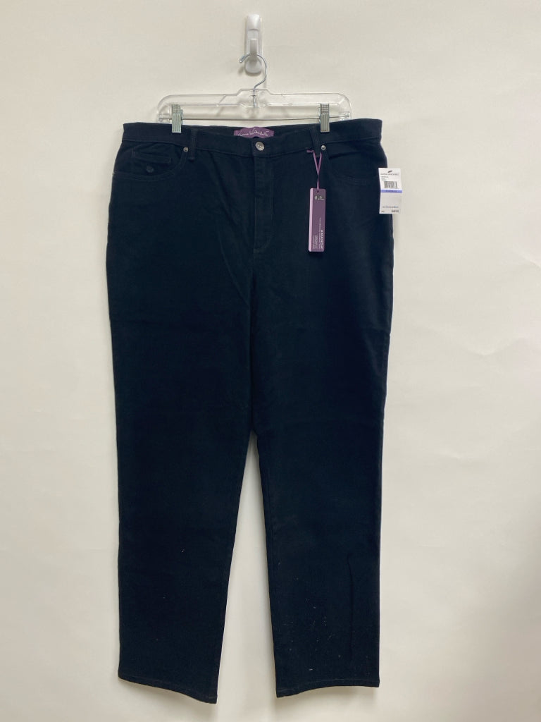 NWT G. Vanderbilt  SIZE  18 Black Plus Size Jeans