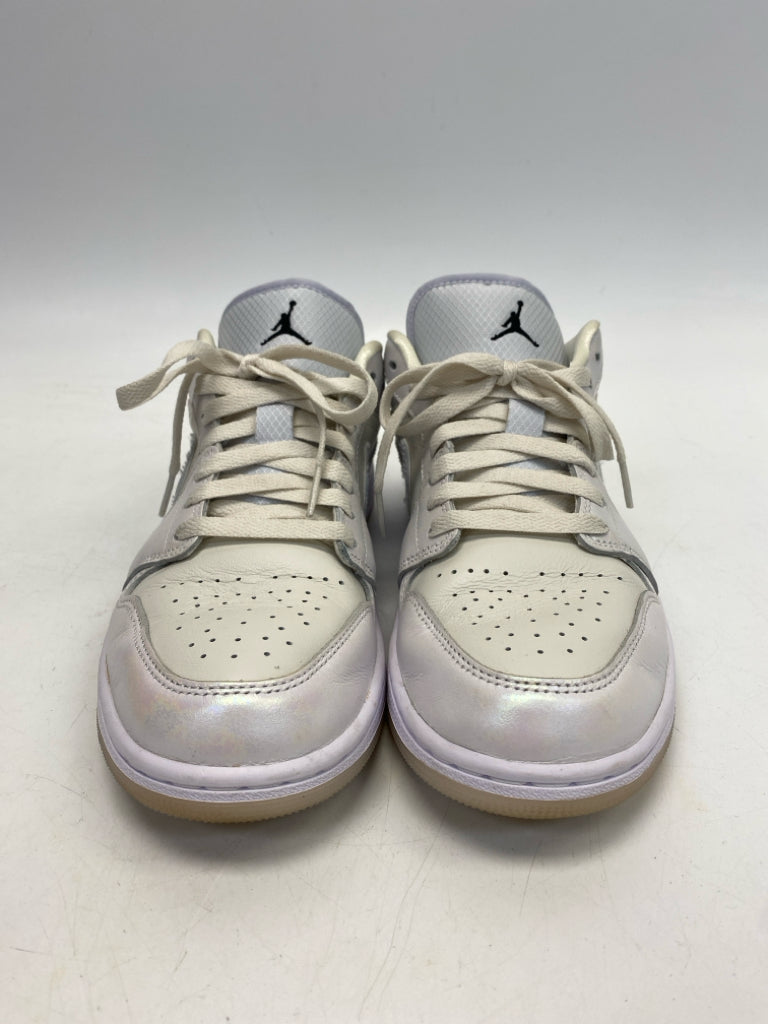 Nike  Size 9.5 White Iridescent Lace-up Sneakers