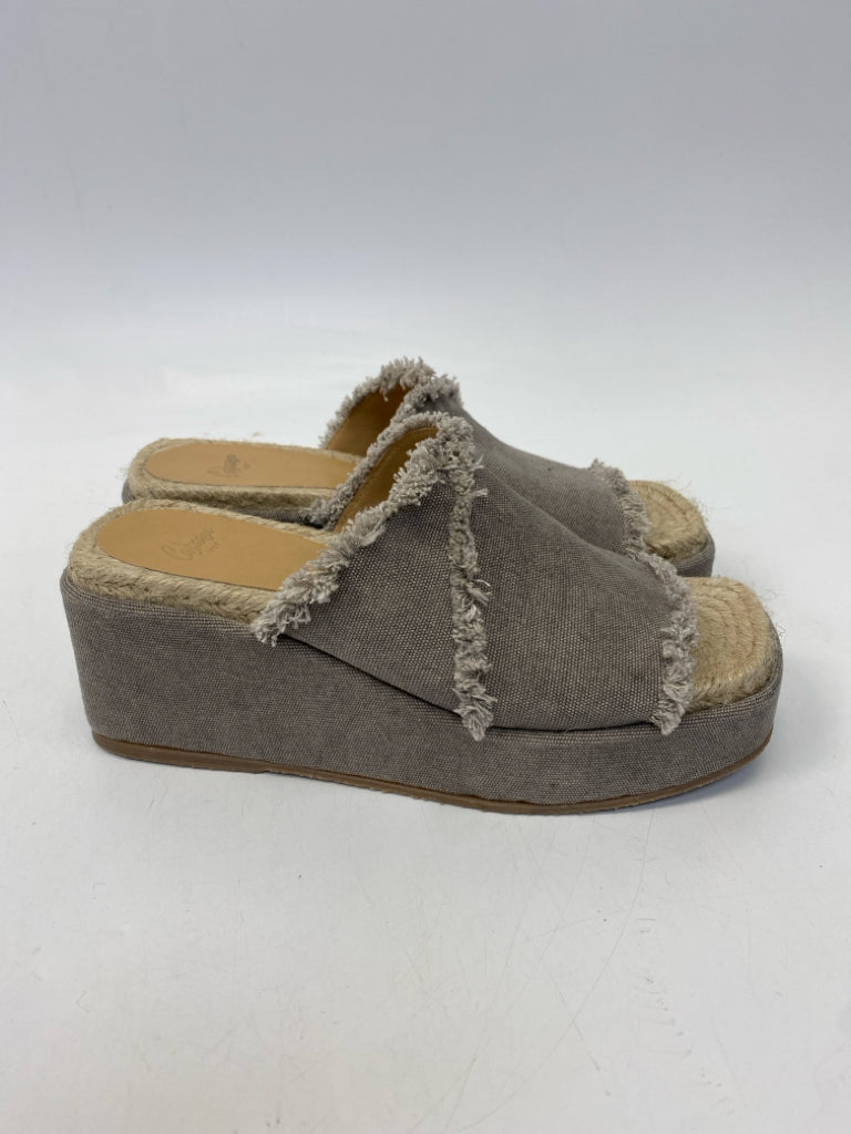 Castaner  Size 38 Gray Fringe Sandals