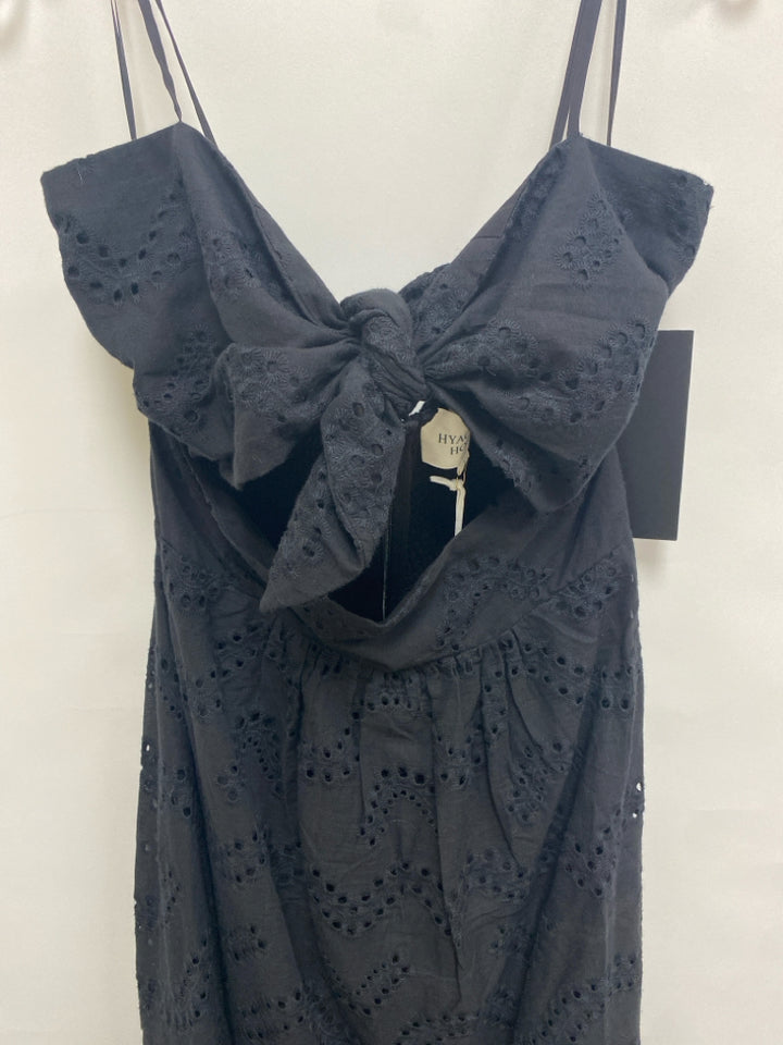 NWT Size L Black Sleeveless Eyelet Ladies Dress