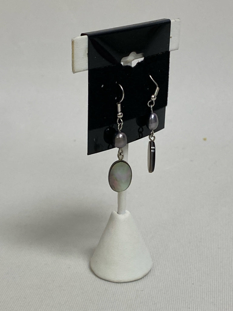 Black Gray/White Geometric Earrings