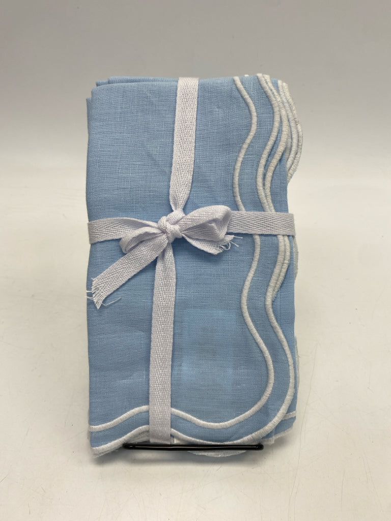 NWT Williams-Sonoma Blue White Trimmed Napkins