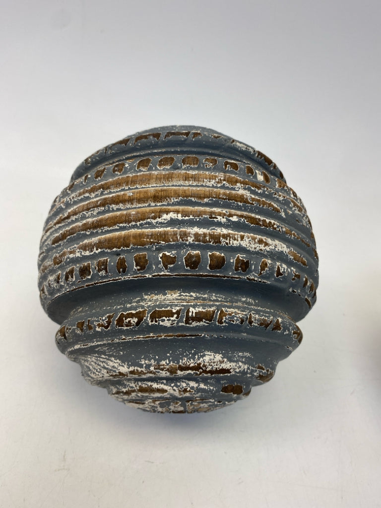 Gray Distressed Wood Figurine