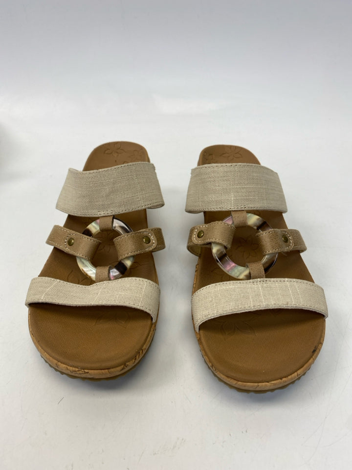 Skechers  Size 8 Tan Sandals