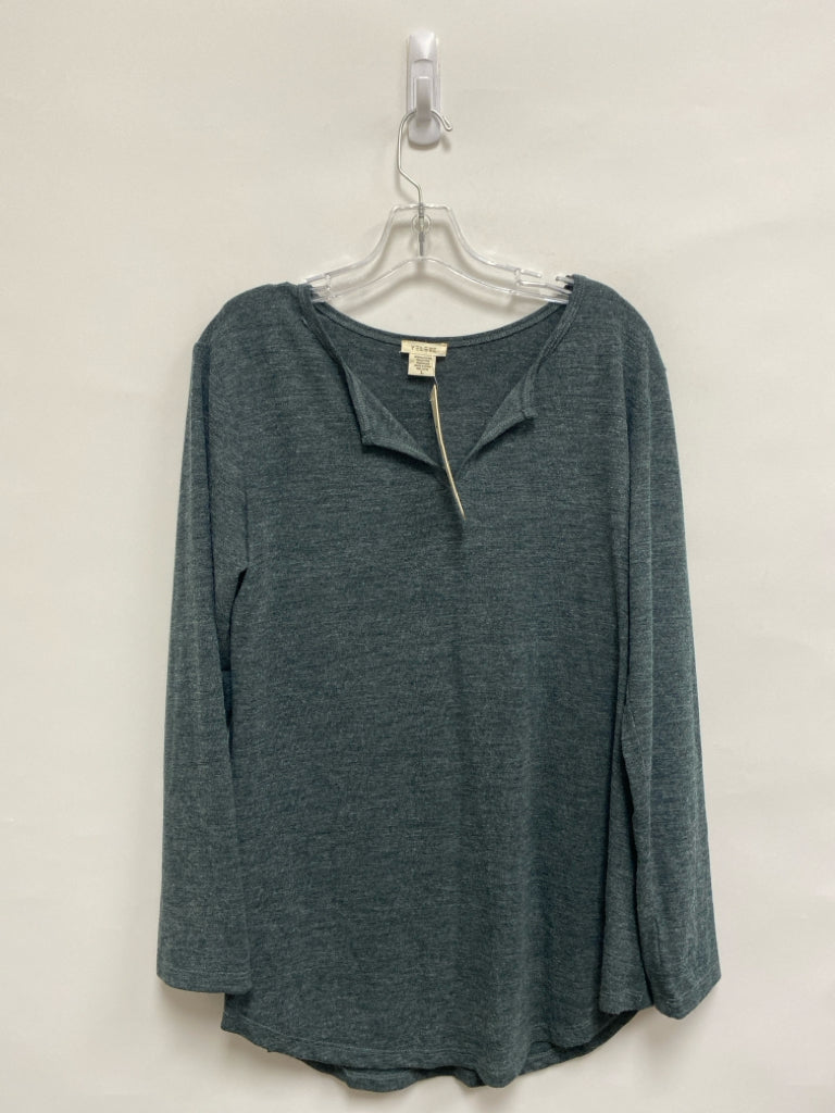 NWT YELETE Size L Dark Green Ladies Top