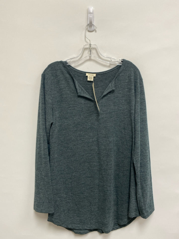 NWT YELETE Size L Dark Green Ladies Top