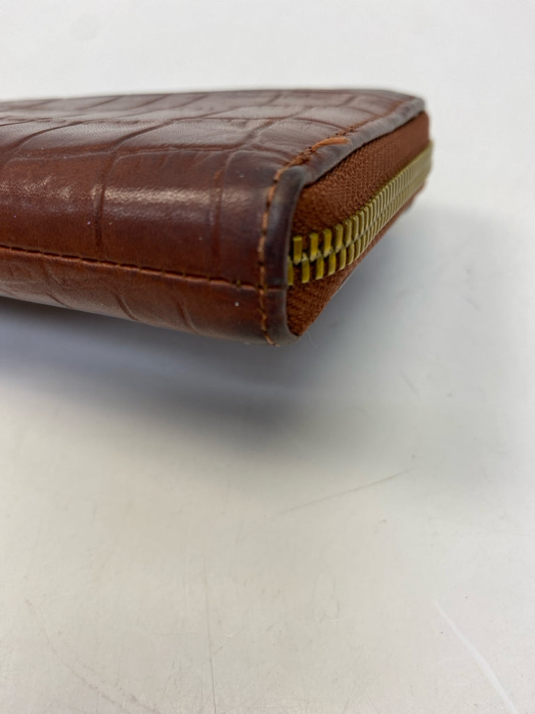Hobo Brown Embossed Wallet