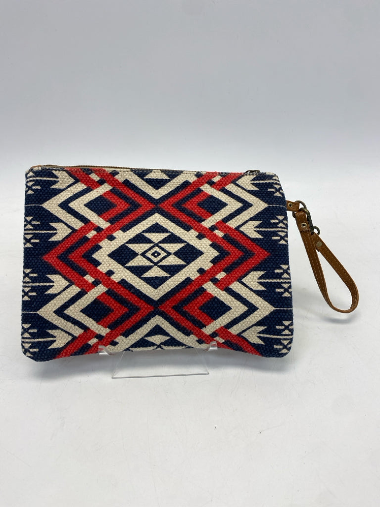 Myra Bag Red Blue Triangle(s) Wristlet