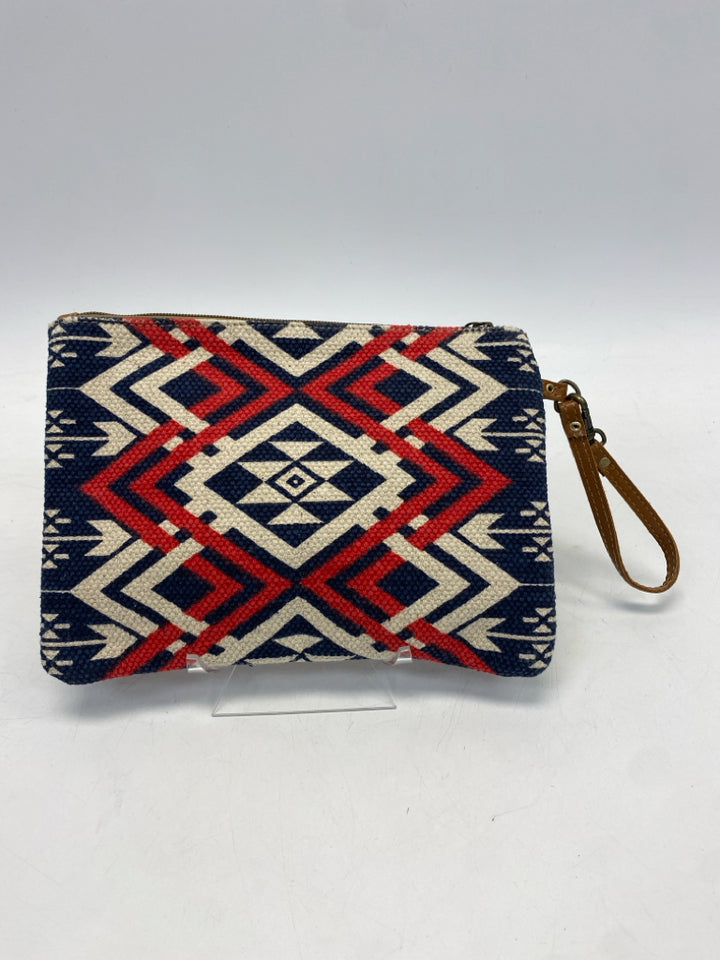 Myra Bag Red Blue Triangle(s) Wristlet