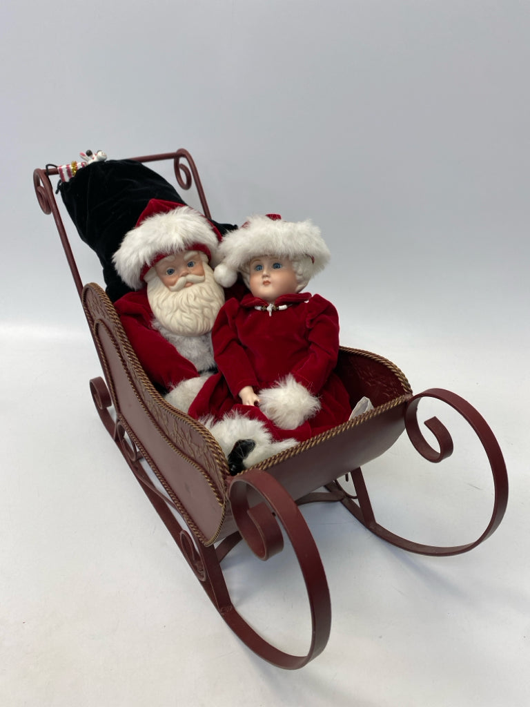 Red Metal Christmas