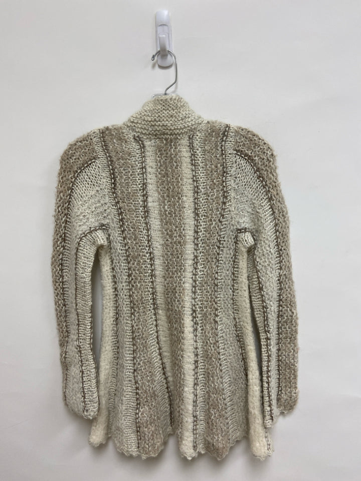 Peruvian Conn. Size XS Beige Tan Alpaca/Wool Blend Ladies Sweater