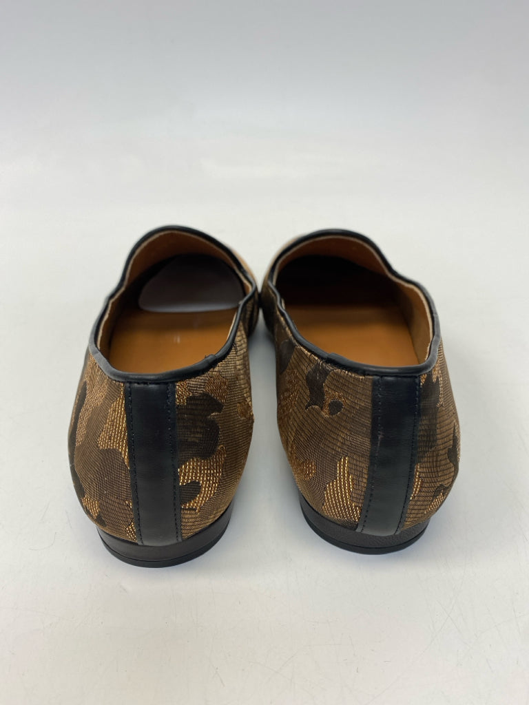Size 8 Brown/Gold Fabric Flats