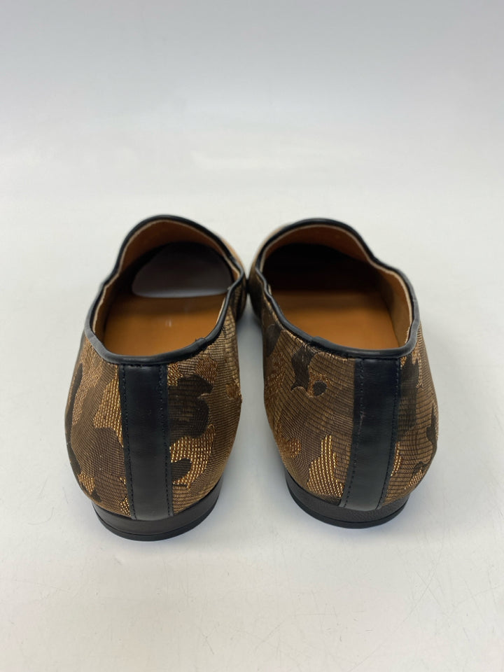 Size 8 Brown/Gold Fabric Flats