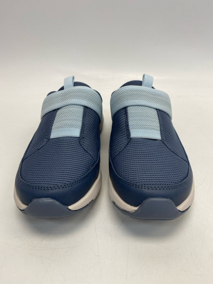 Ryka  Size 9 Blue Sneakers
