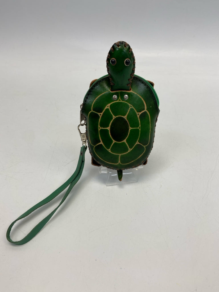 Green Wristlet